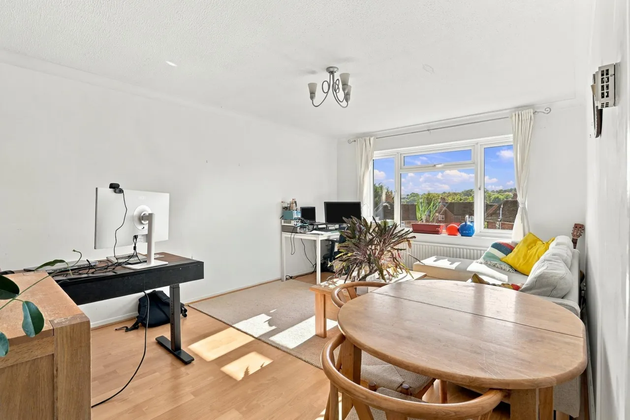 Worplesdon Rd, Stoughton, GU2, photo 5