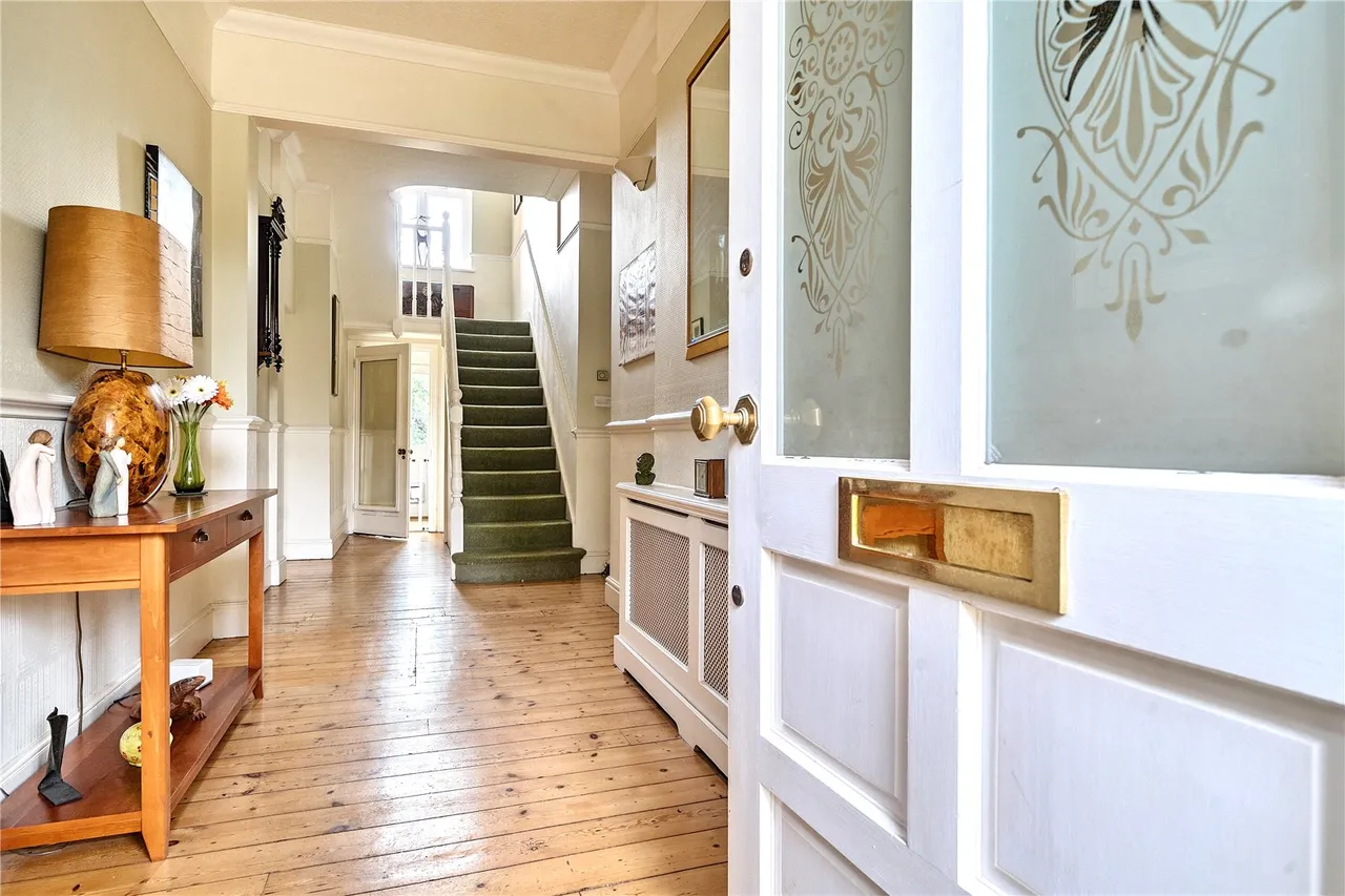 Crawley Ridge, Camberley, Surrey, GU15 2AN, photo 13