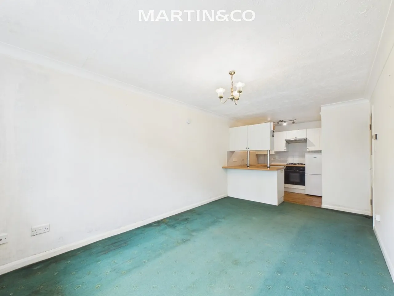Kingston Road, Staines, photo 2