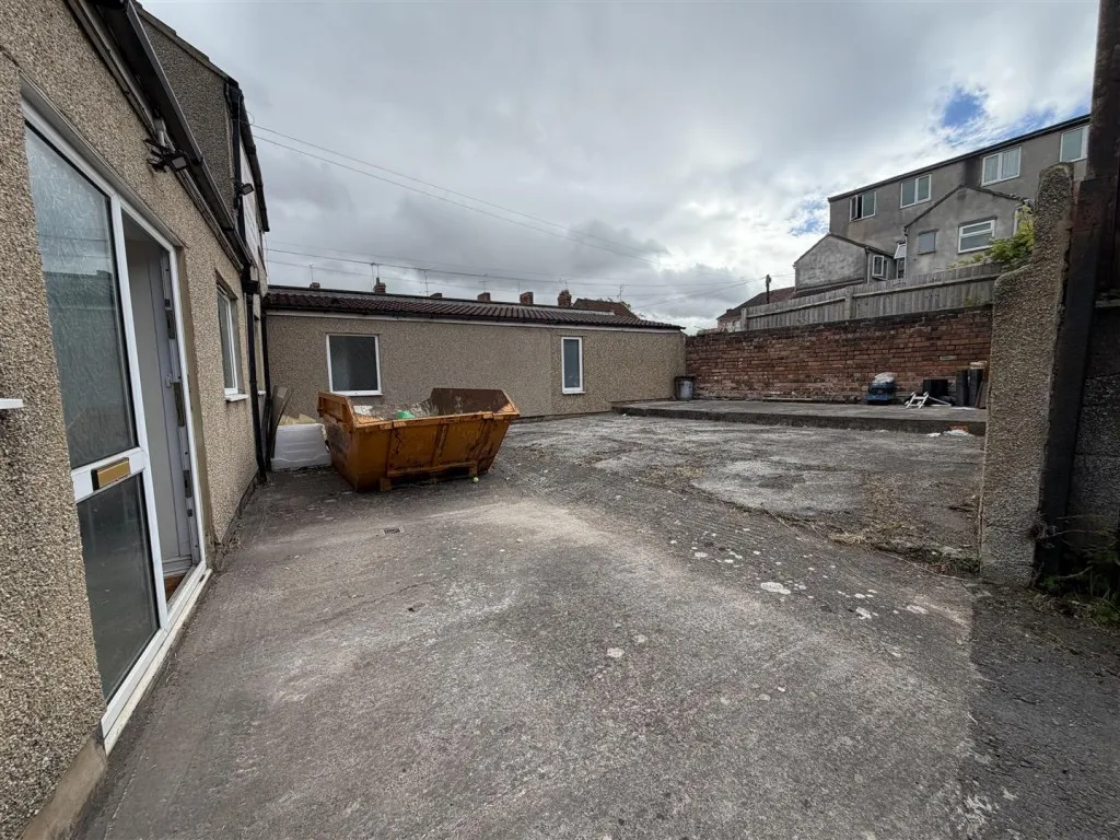 Kingswood Construction, Rear of 20-22, Gilbert Road, Kingswood, Bristol, BS15 1RE, photo 3