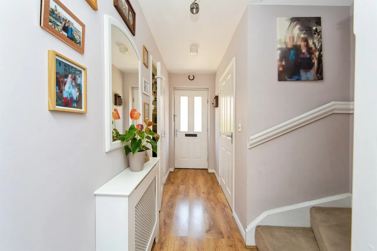 Robinson Road, Ellesmere Port, CH65, photo 9