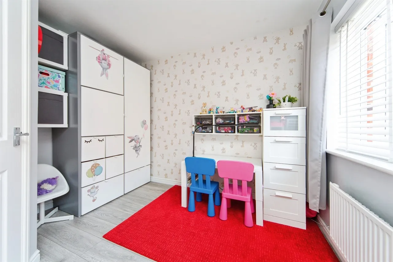 Robinson Road, Ellesmere Port, CH65, photo 15