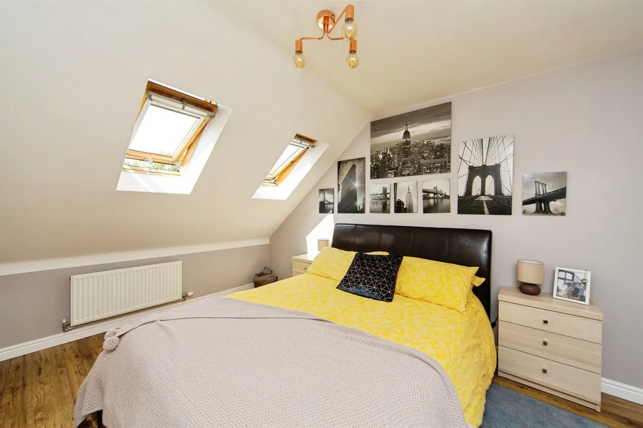 Robinson Road, Ellesmere Port, CH65, photo 11