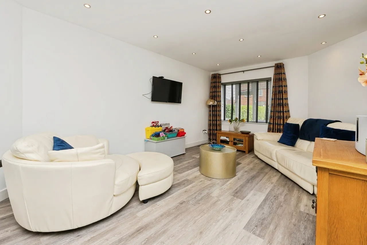 Guildford Road, St Annes, Bristol, BS4, photo 19