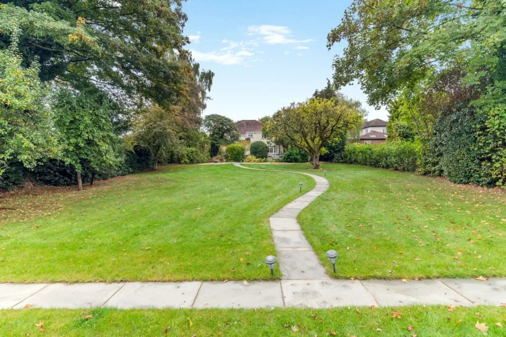 Wetherby ~ Spofforth Hill, LS22, photo 5