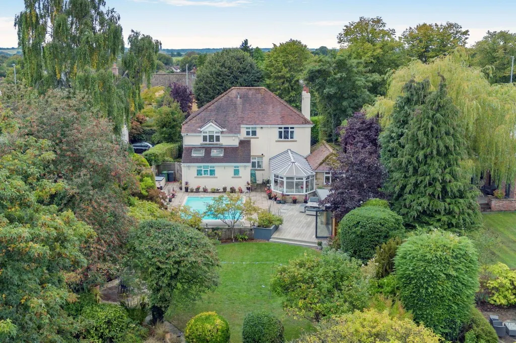 Wetherby ~ Spofforth Hill, LS22, photo 4