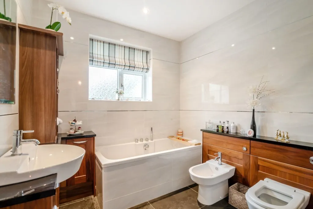 Wetherby ~ Spofforth Hill, LS22, photo 25