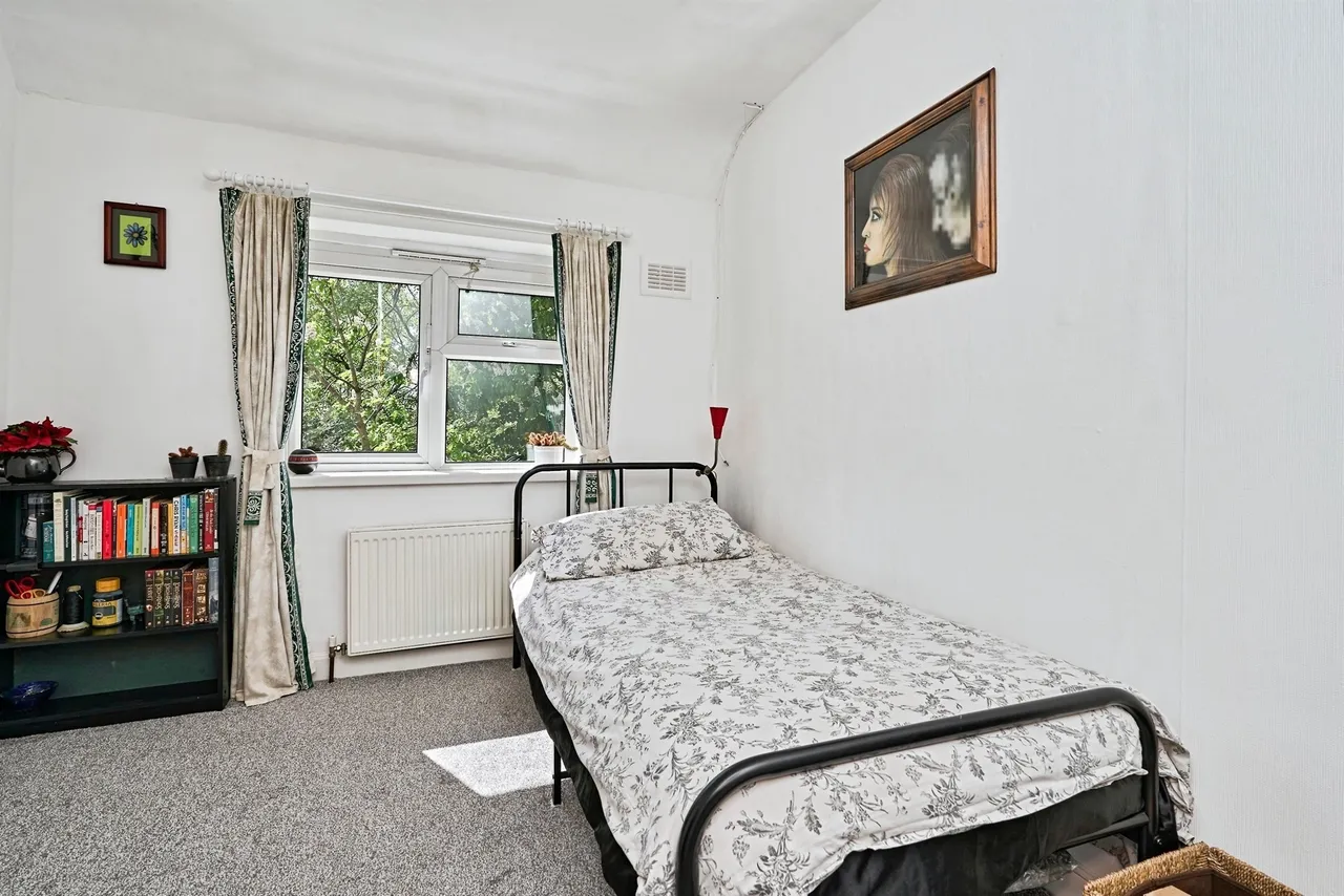 Crankhall Lane, Wednesbury, WS10, photo 13