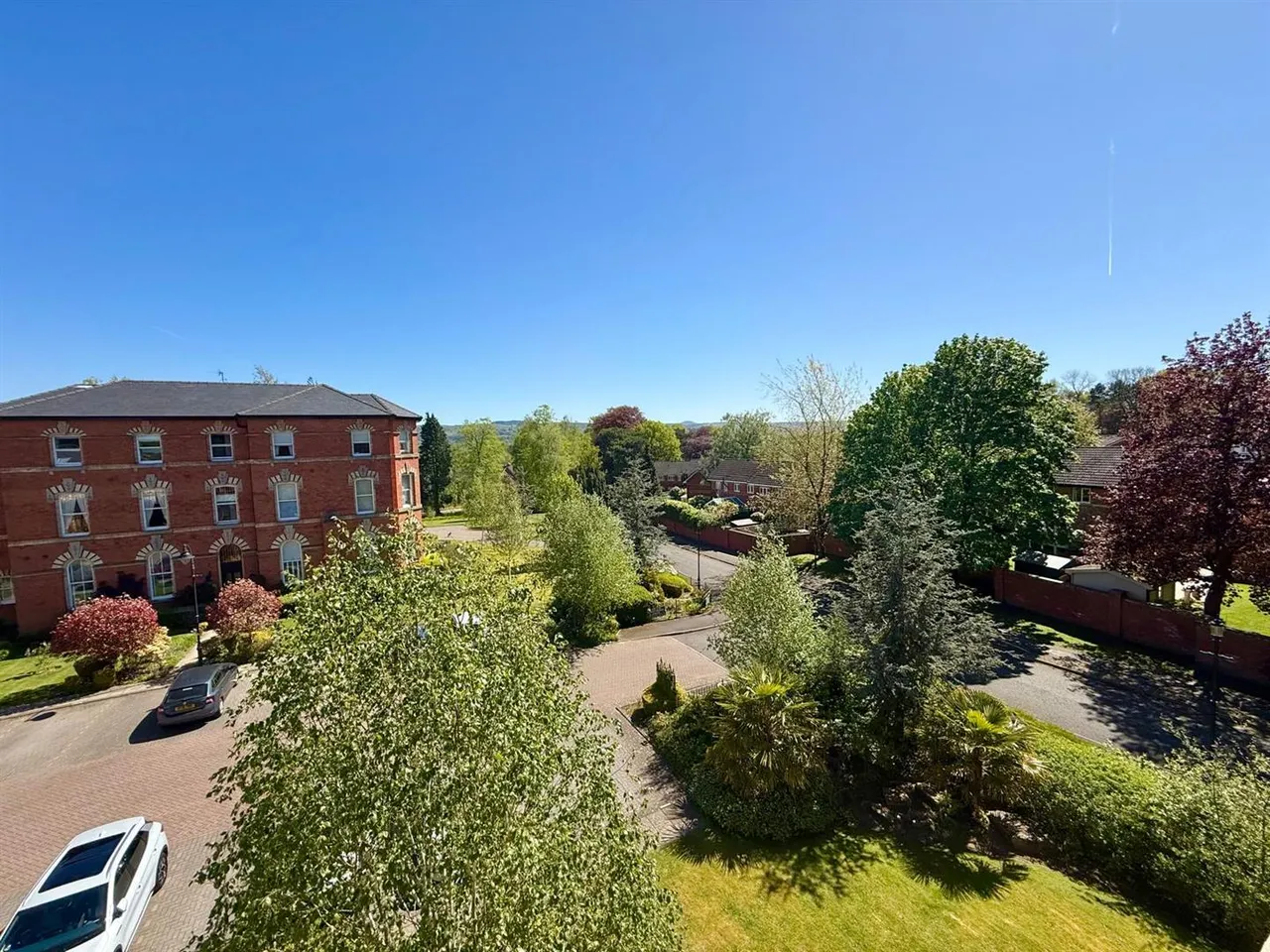 Pavilion Way, Macclesfield, SK10, photo 3