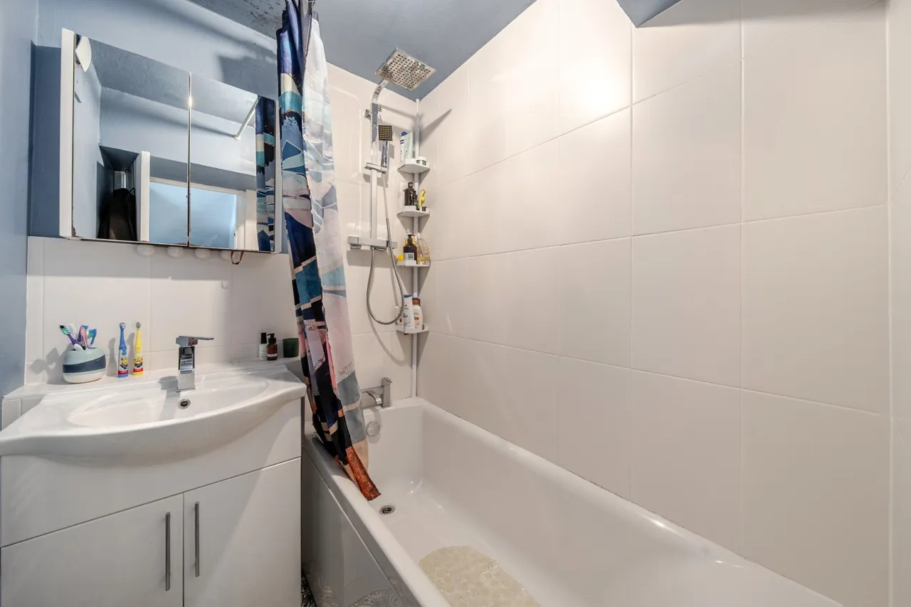 Carew Street, SE5, photo 21