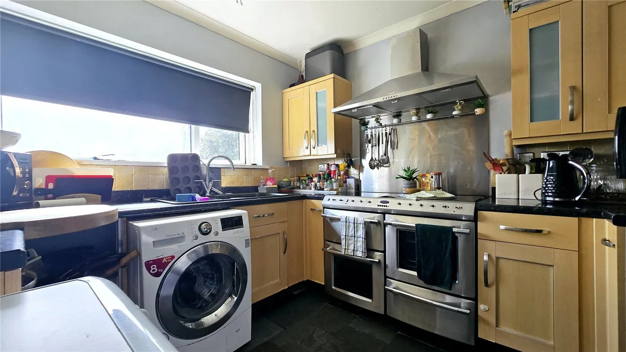 Ffordd Llewelyn, Valley, LL65, photo 4
