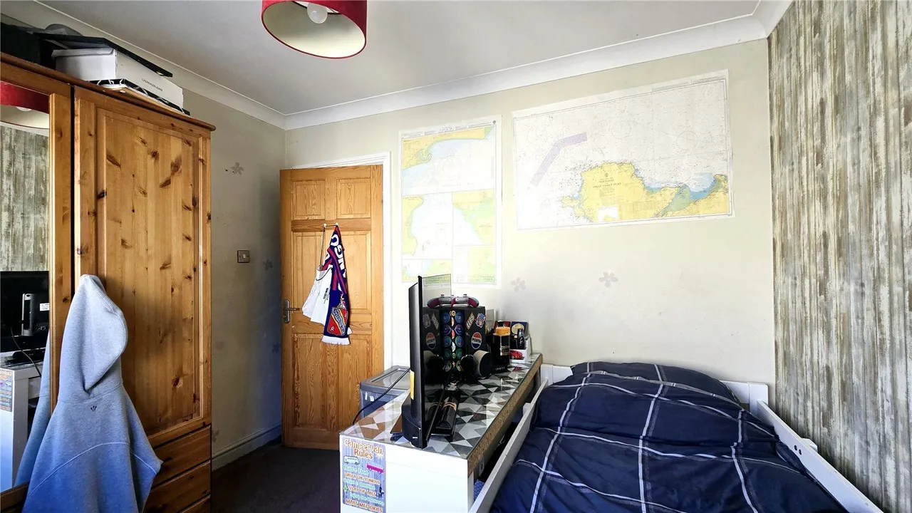 Ffordd Llewelyn, Valley, LL65, photo 7