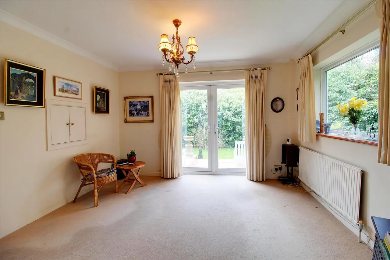 Westwood Close, Potters Bar EN6 1LH, photo 5
