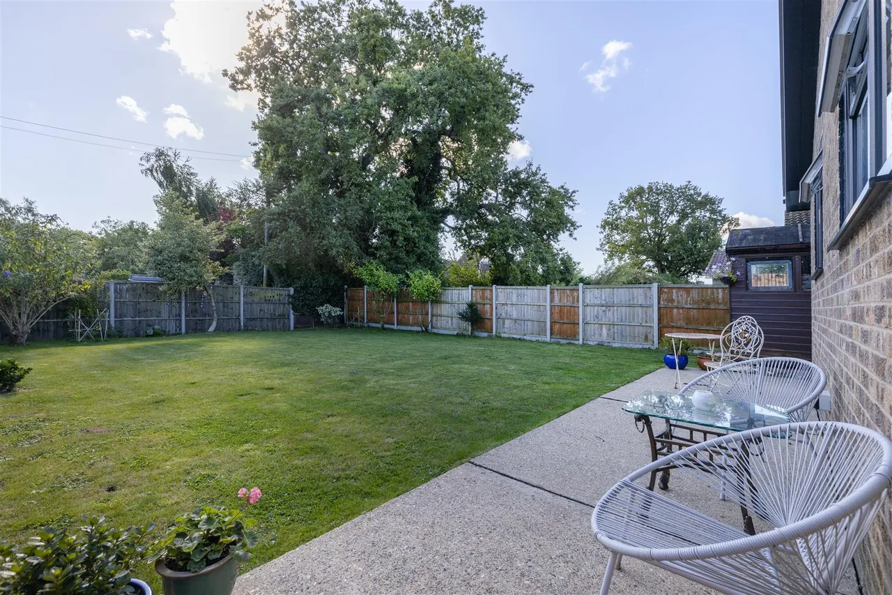 Barons Close, Halesworth, IP19, photo 15