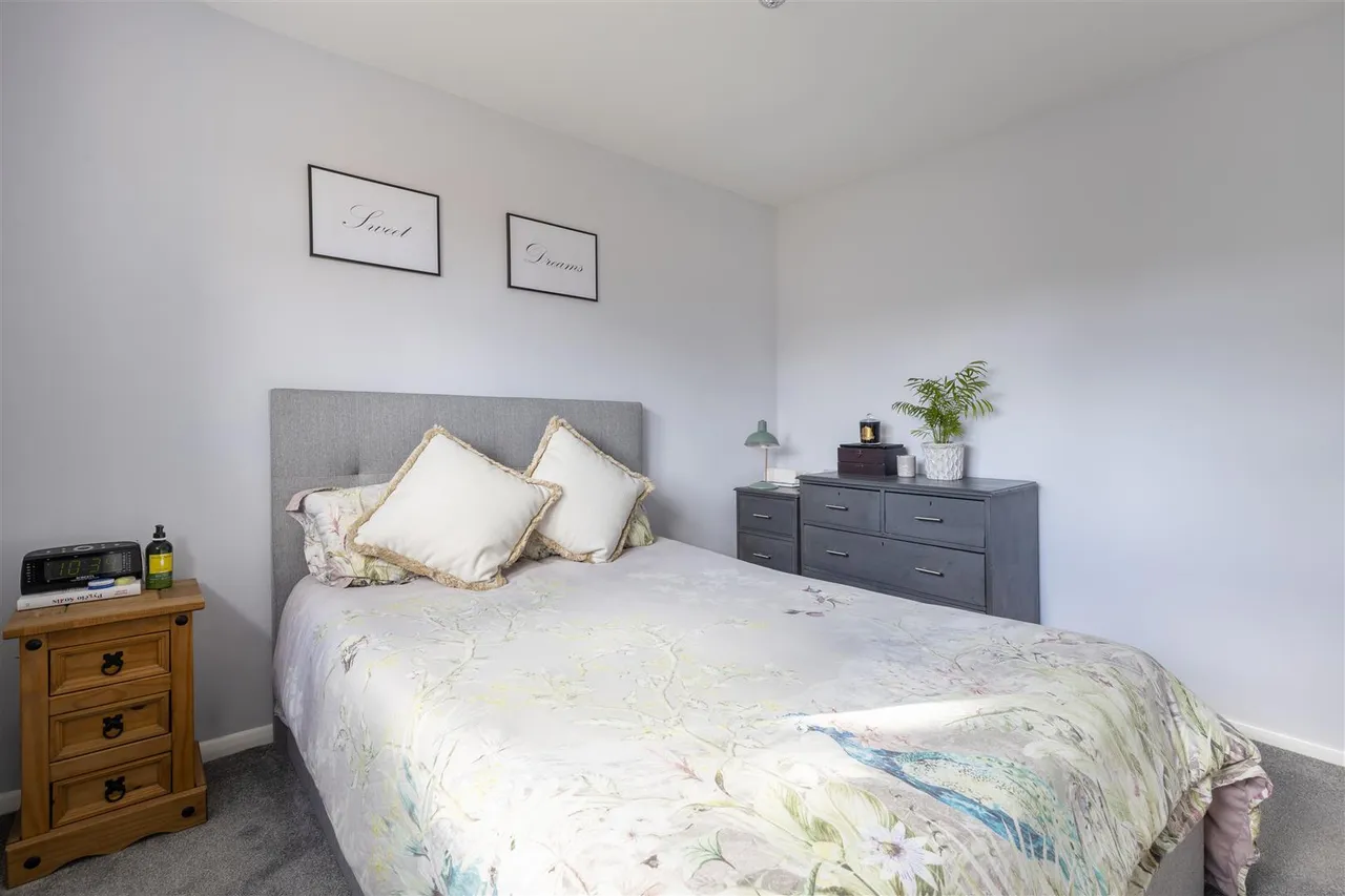 Barons Close, Halesworth, IP19, photo 9
