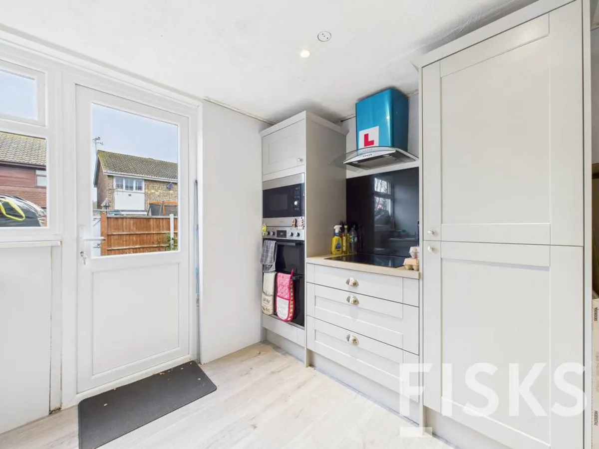 Seventh Avenue, Canvey Island, SS8, photo 4
