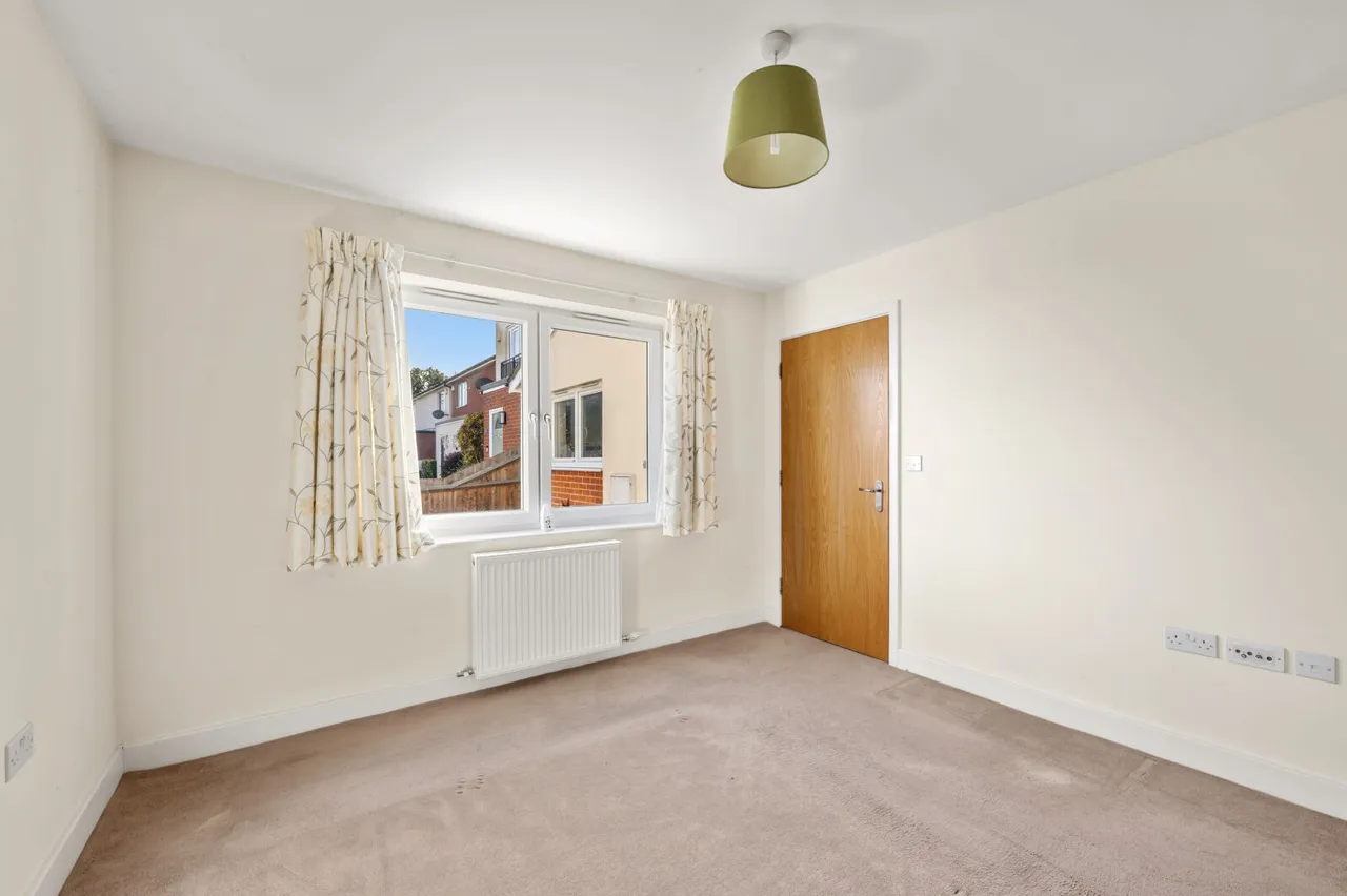 Orion Mews, Woodville Road, SM4, photo 7