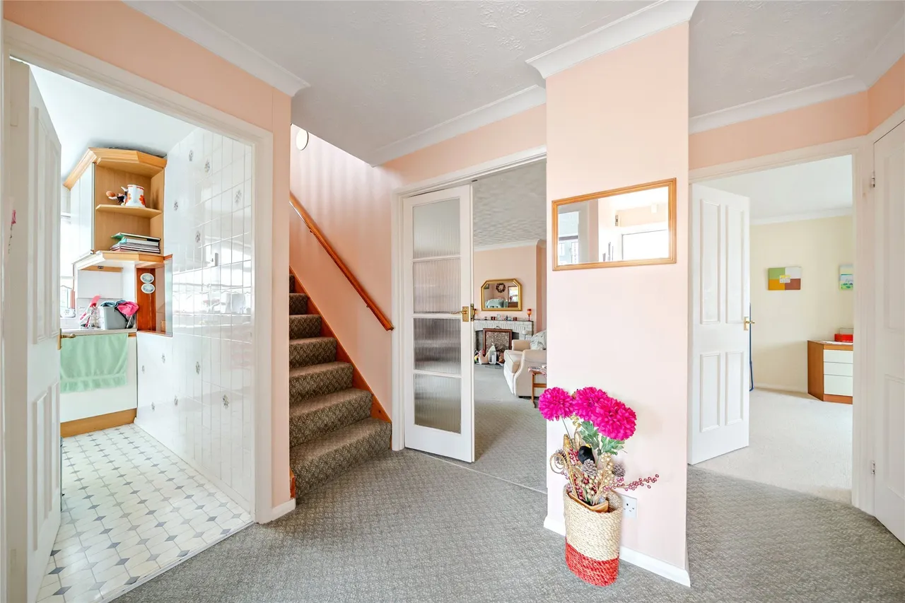 Hilborough Way, Farnborough Village, Kent, BR6, photo 6