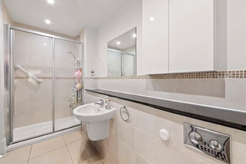 Hercies Road, Uxbridge, UB10, photo 5