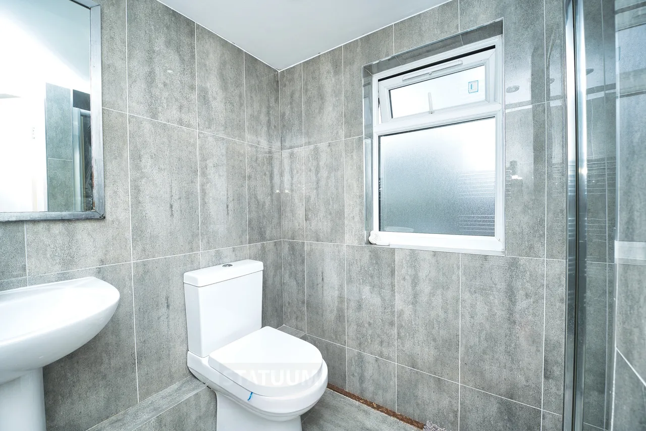 Lichfield Road, Goodmayes, RM8, photo 15