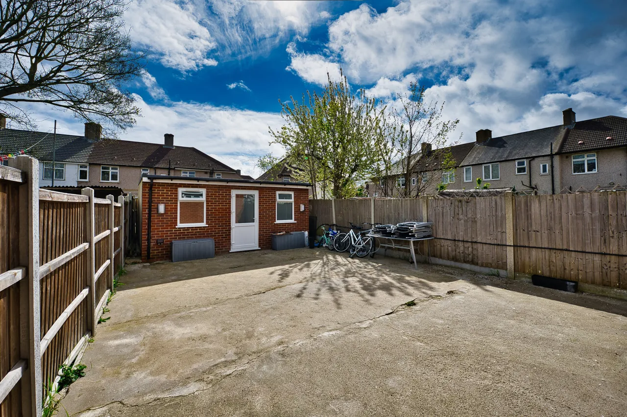 Lichfield Road, Goodmayes, RM8, photo 18