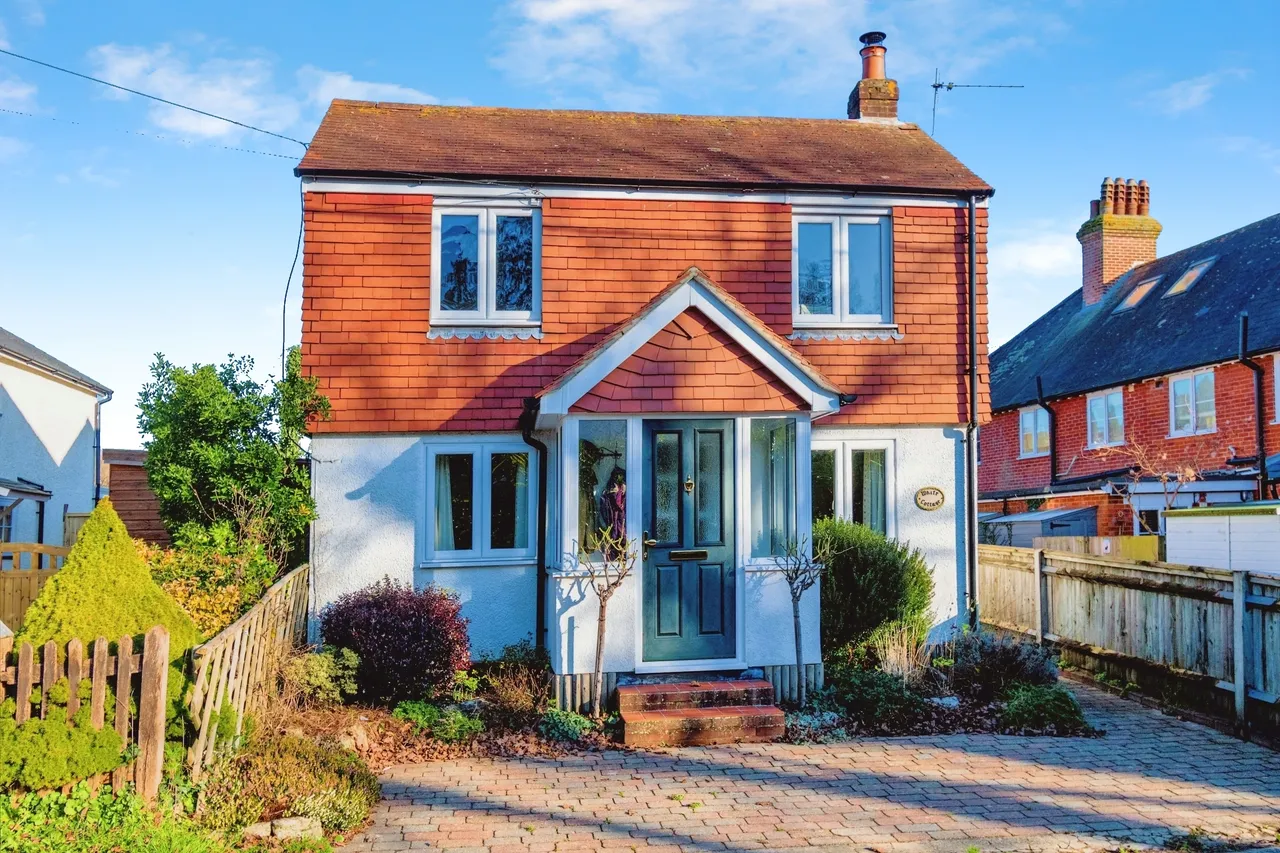 3 bed house for sale, Pikes Hill, Lyndhurst, SO43
