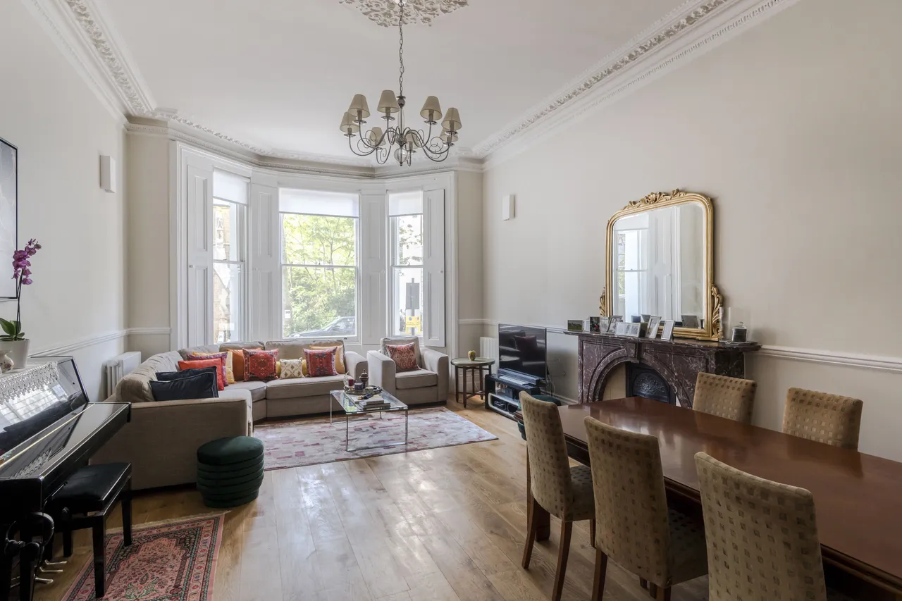 Southwell Gardens, London, SW7, photo 2