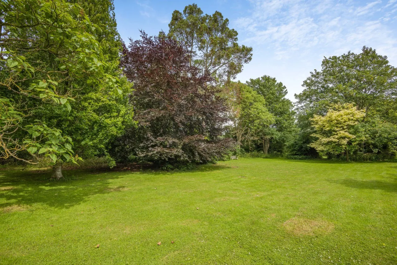Troy Town Lane, Brook, Ashford, TN25 5PQ, photo 2