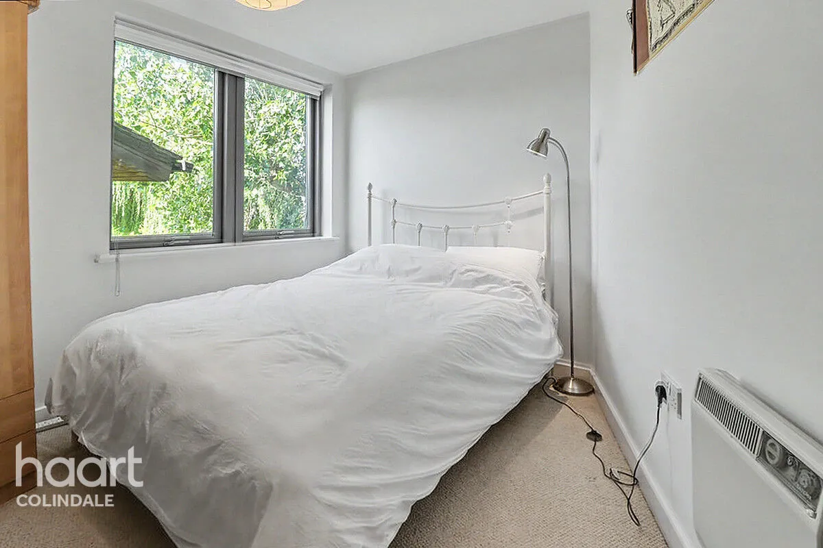 Lanacre Avenue, NW9, photo 11