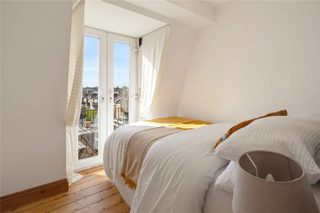 Battersea Rise, London, SW11, photo 8