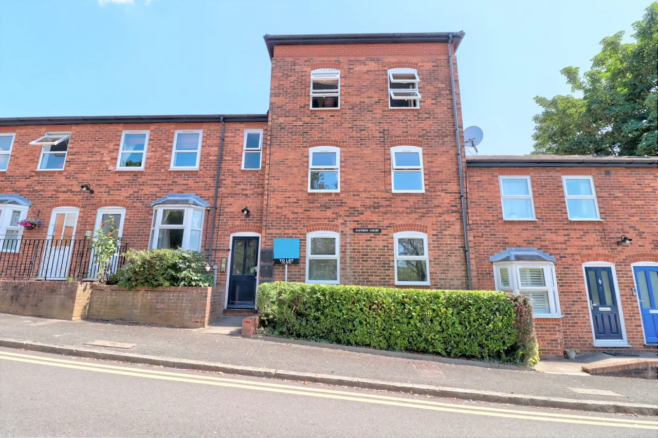 1 bed flat to rent, Saffron Road, High Wycombe, HP13