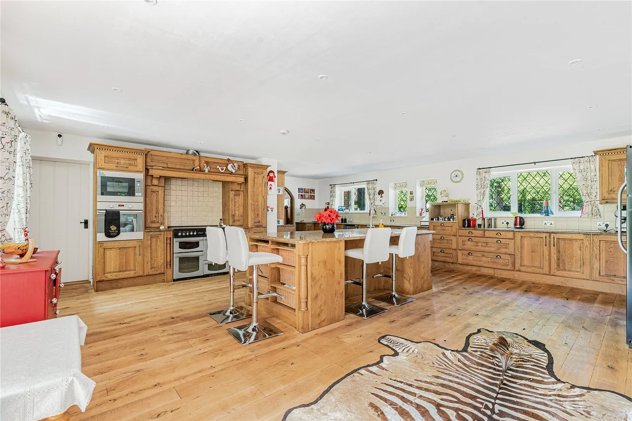 Crooksbury Road, Farnham, GU10, photo 35
