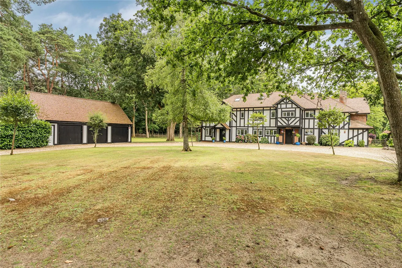 Crooksbury Road, Farnham, GU10, photo 16