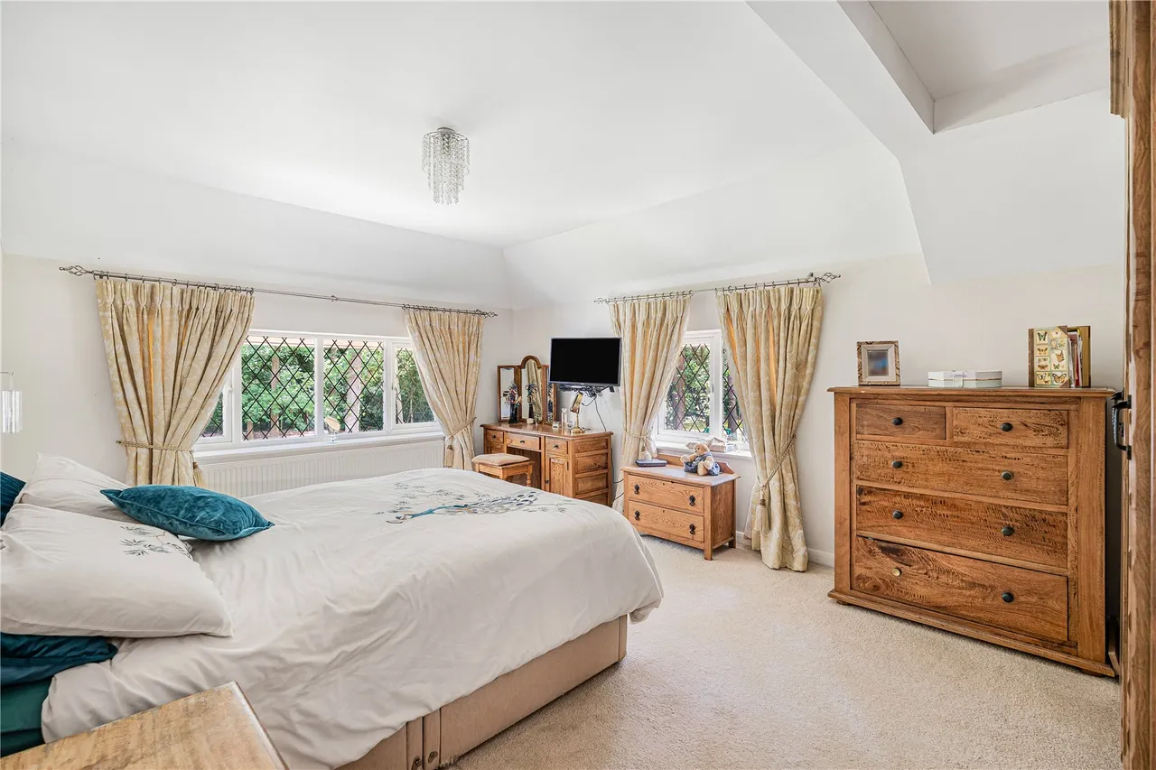Crooksbury Road, Farnham, GU10, photo 21