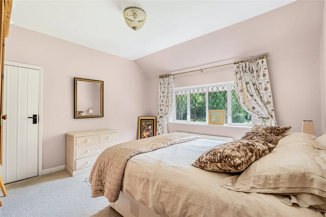 Crooksbury Road, Farnham, GU10, photo 26