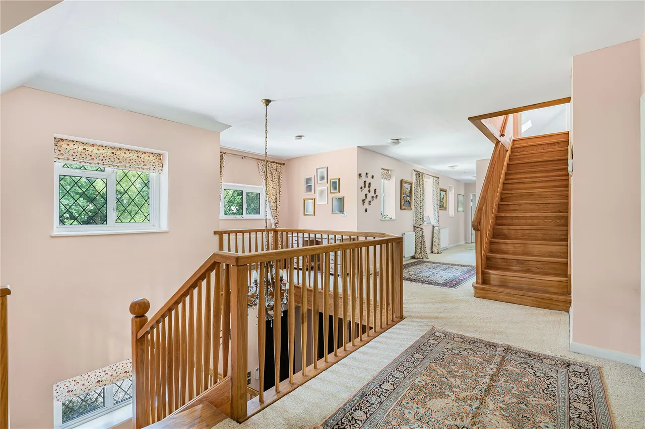 Crooksbury Road, Farnham, GU10, photo 30