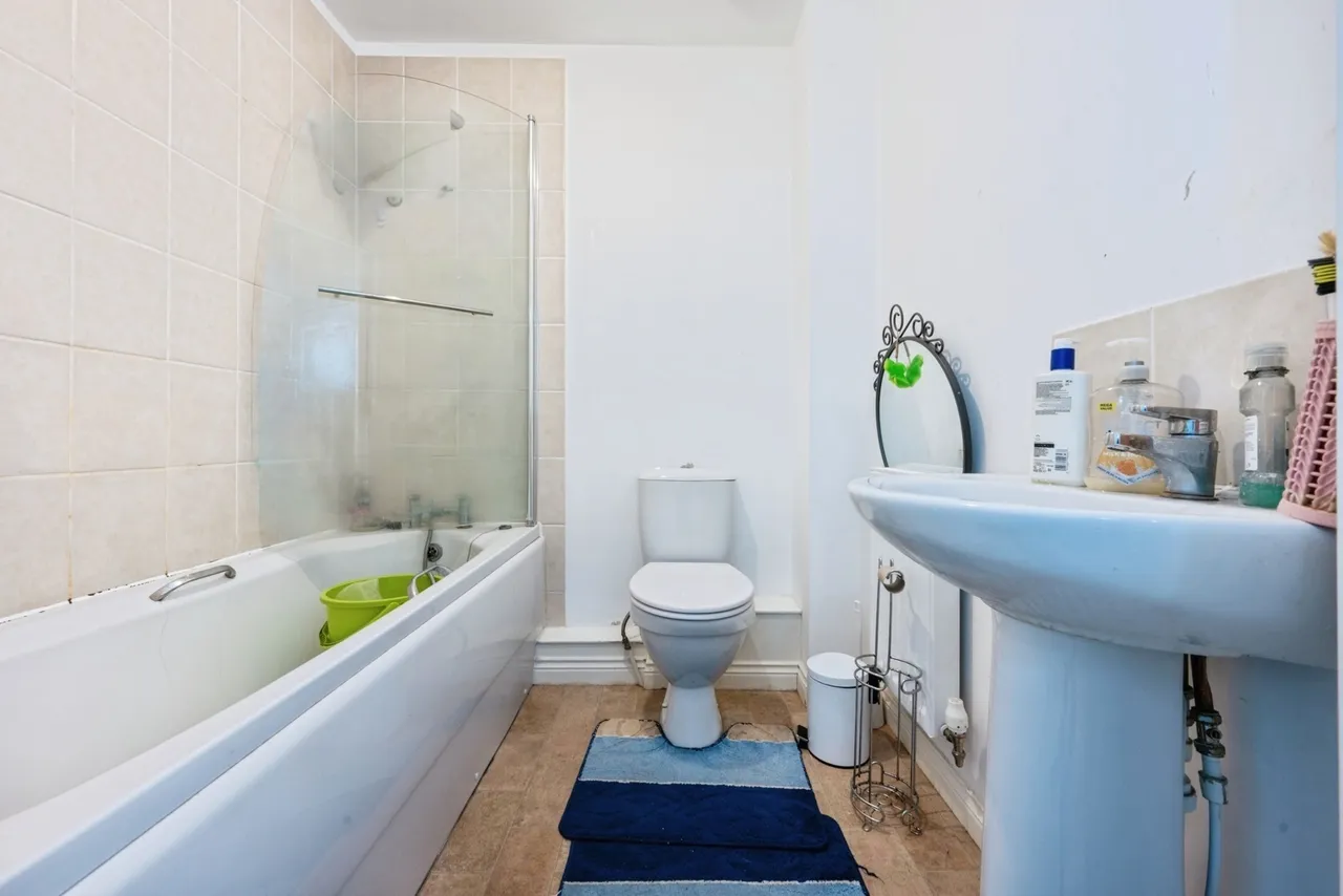 Kempston Road, Bedford, Bedfordshire, MK42, photo 17
