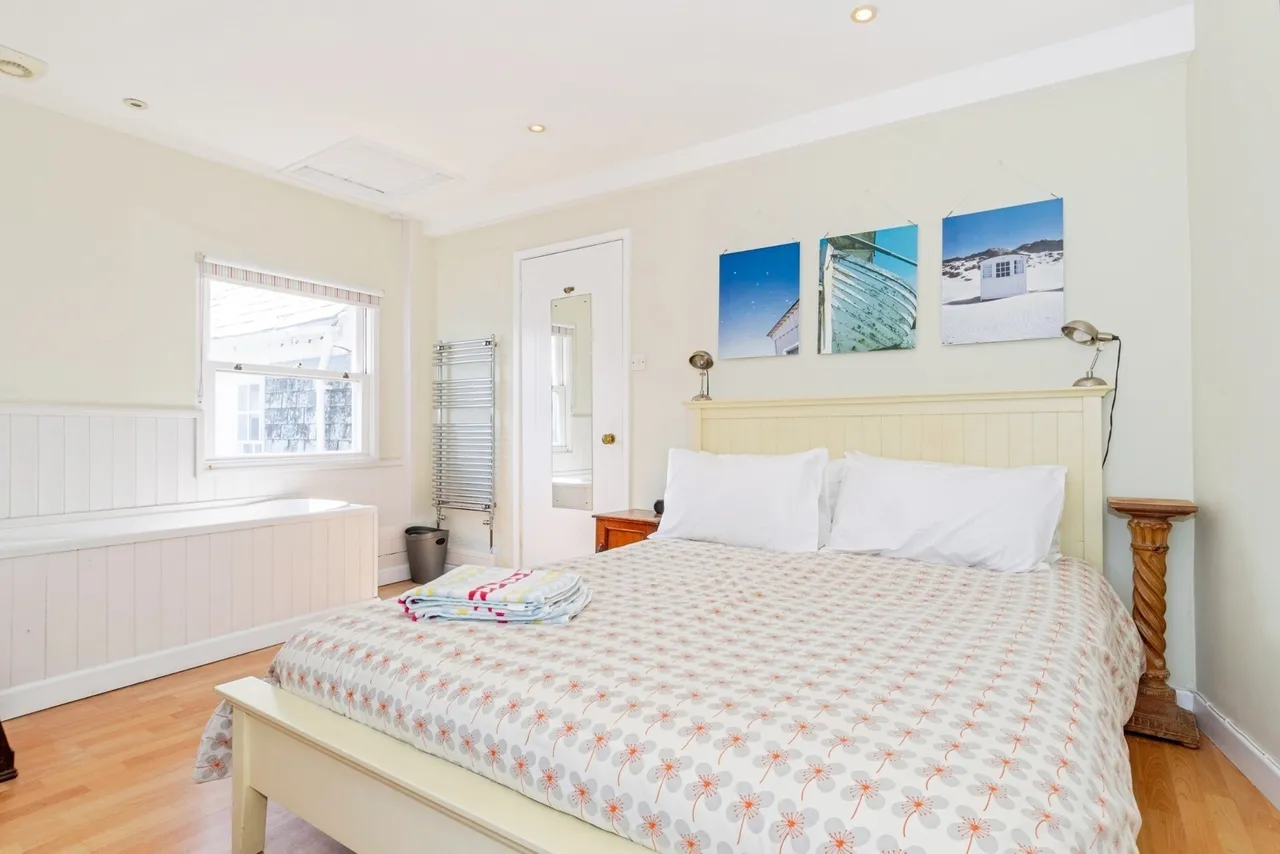 Garrett Street, Cawsand, PL10, photo 6