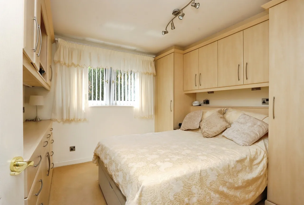 Park Grange Croft, SHEFFIELD, South Yorkshire, S2, photo 9