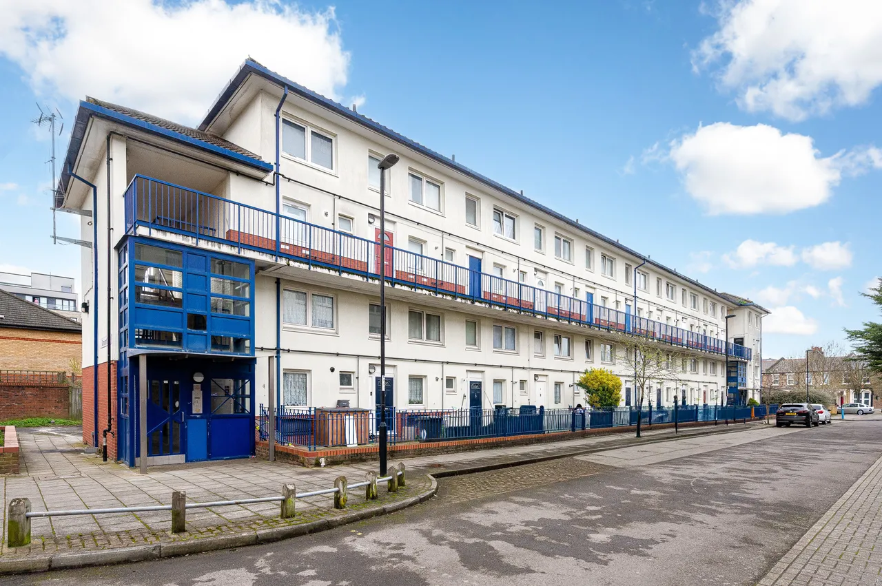 14 Cormorant Court, Pilot Close, London, photo 12