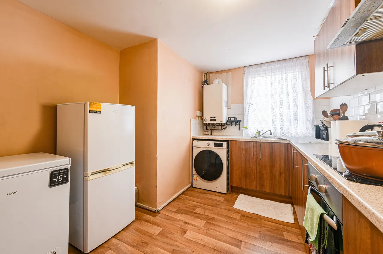 14 Cormorant Court, Pilot Close, London, photo 4