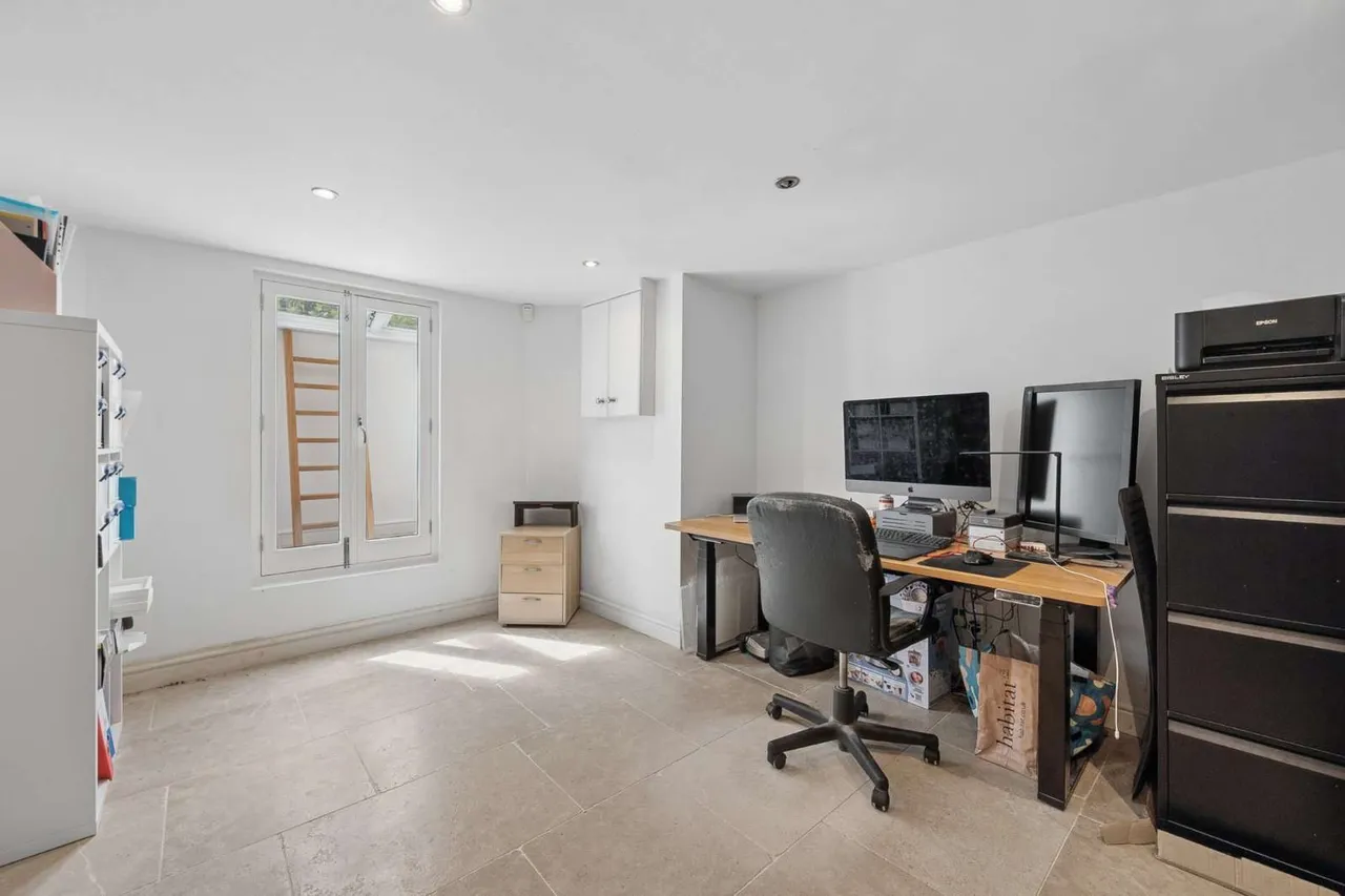 Hawthorn Park, Wilmslow, Cheshire, SK9 5BP, photo 8