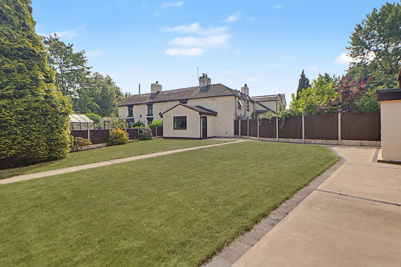 1 bed property for sale, Little Moss Lane, Scholar Green