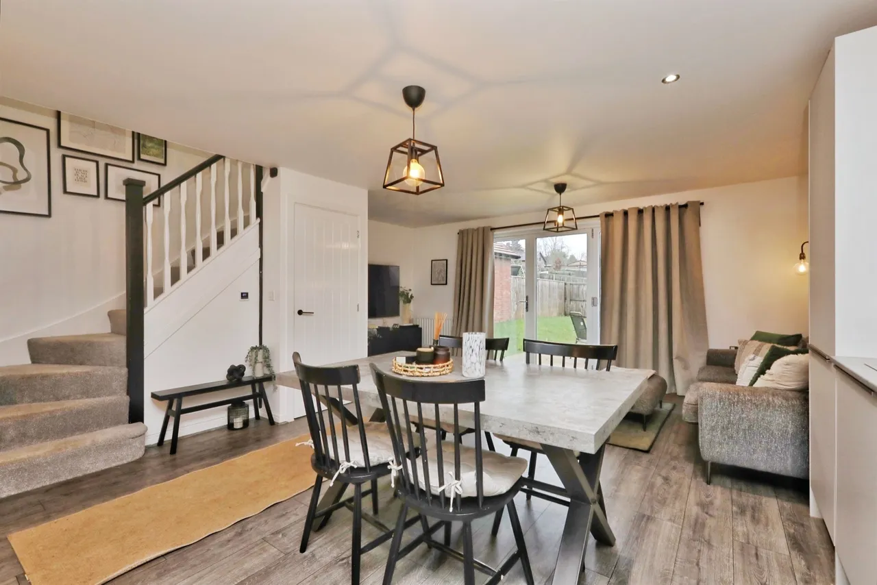 Canyon Meadow, Creswell, S80, photo 2