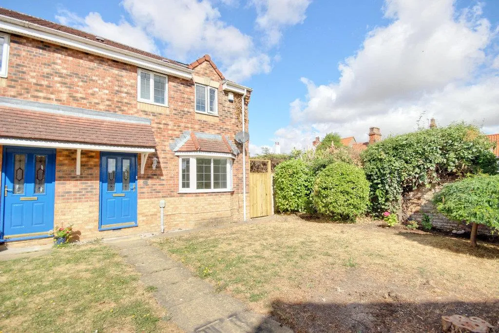 3 bed property to rent — Mill View Road, Beverley