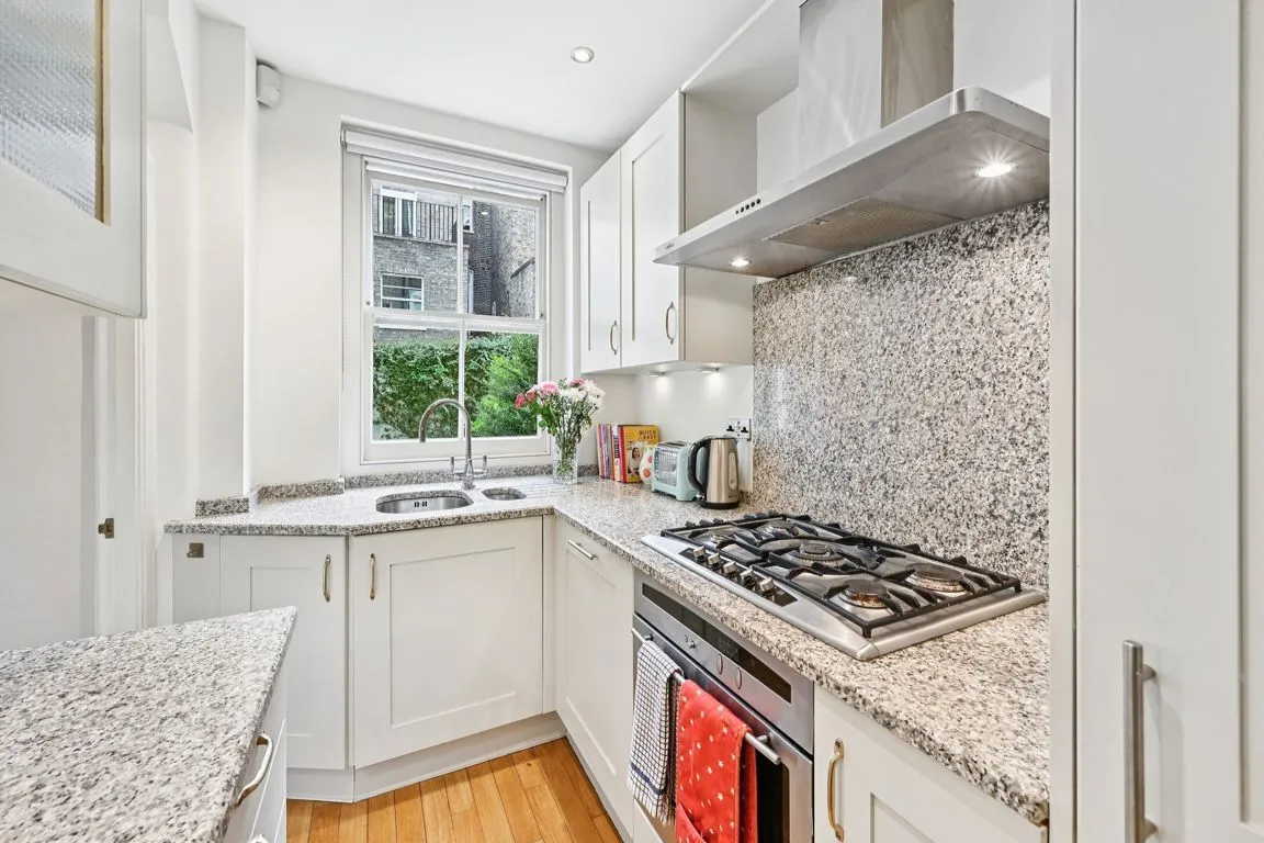 Warwick Square, Pimlico, SW1V, photo 7