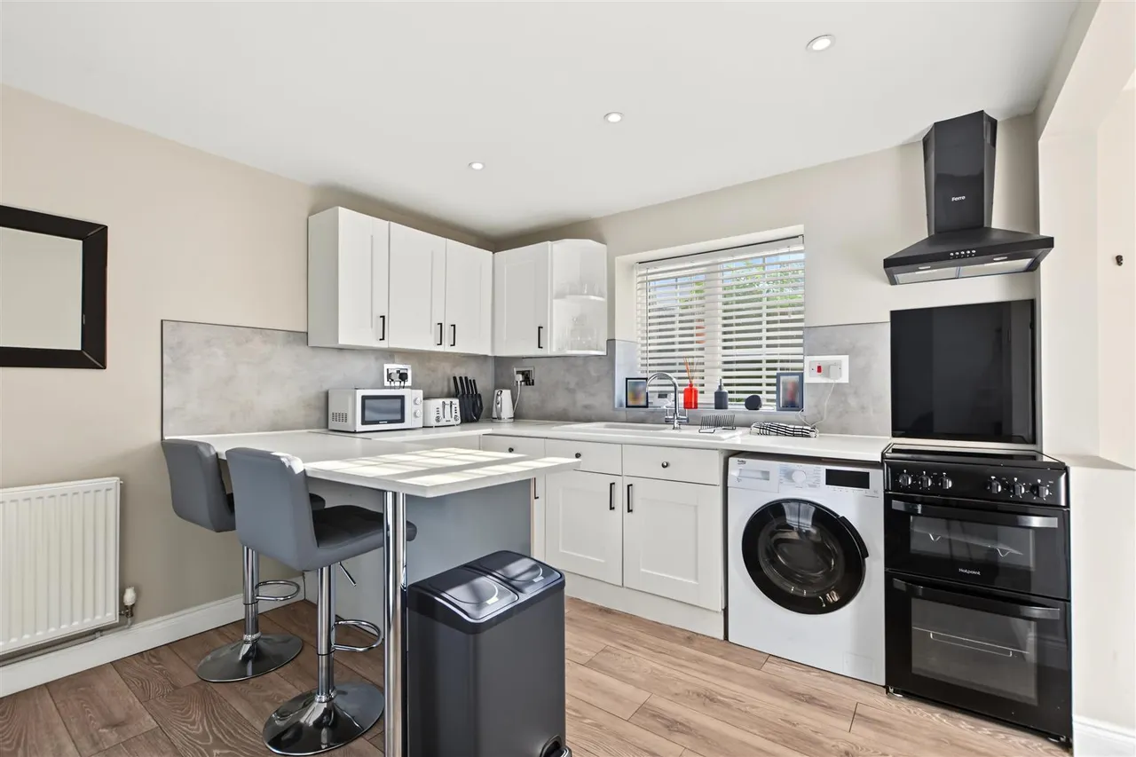 Cinderhill Grove, Gedling, NG4, photo 2