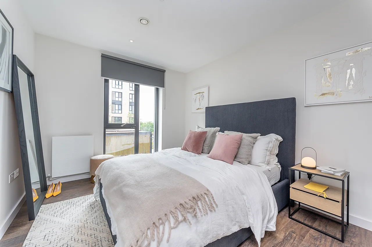 Greenford, UB6, photo 6