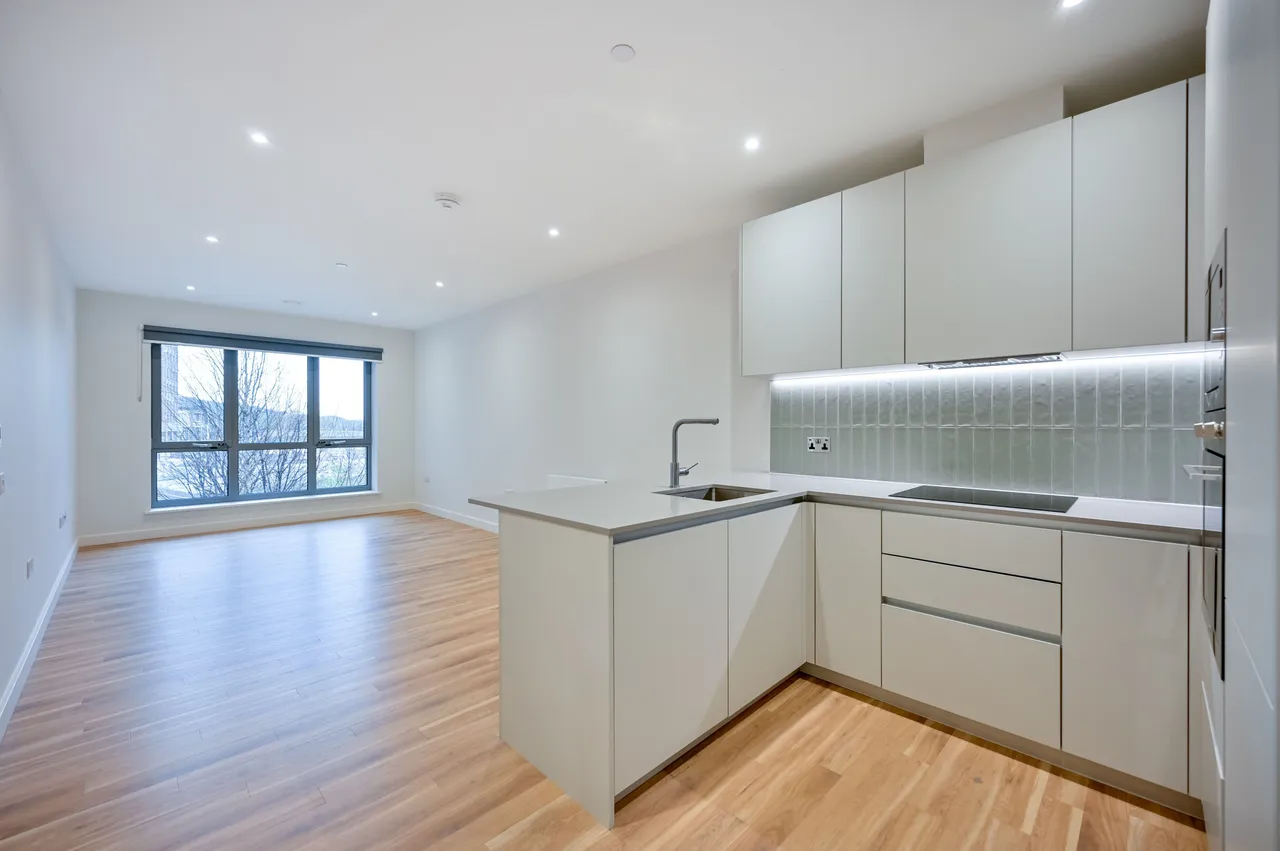 Greenford, UB6, photo 15