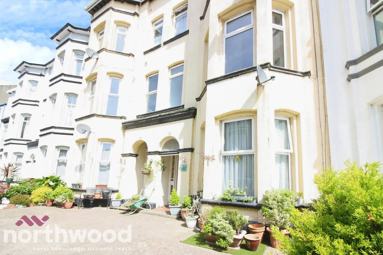 1 bed flat to rent, Victoria Street, Southport, PR9